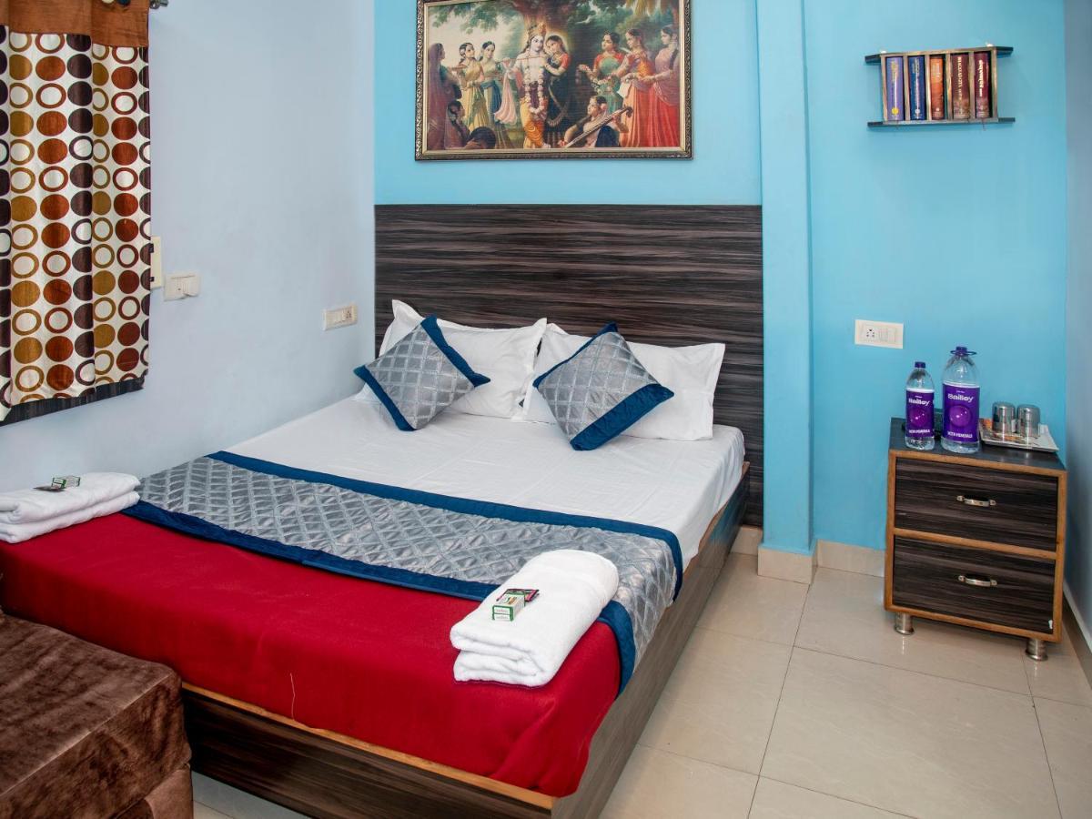 Vrindavan Comfort Inn Hyderabad Exterior photo